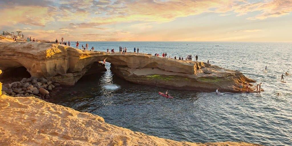 Nautical Point Loma Getaway - 7 Mins To Airport Holiday home San Diego